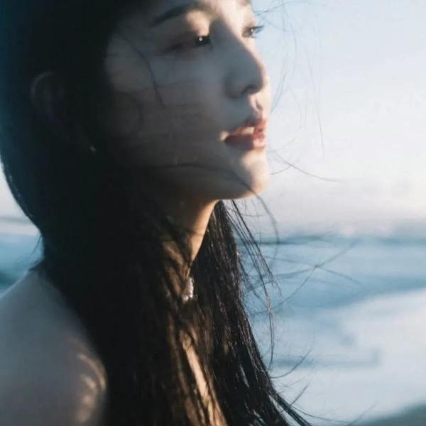 你的肌肤如此光滑